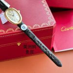 Cartier Santos-Dumont – Men's 18K Yellow Gold Automatic Watch Set with White Dial, Roman Numerals, and Integrated Bracelet - 图片 5