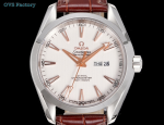 Omega Seamaster Annual Calendar – Silver Dial with Rose Gold Accents and Brown Alligator Leather Strap - 图片 2