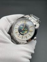 Omega Seamaster Planet Ocean Worldtimer – Mother-of-Pearl Dial with Earth Map and Stainless Steel Bracelet - 图片 7
