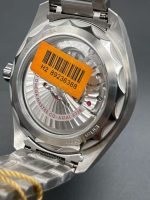Omega Seamaster Planet Ocean Worldtimer – Mother-of-Pearl Dial with Earth Map and Stainless Steel Bracelet - 图片 4