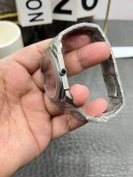 Bvlgari Octo – Men's Stainless Steel Watch with Silver Dial, Octagonal Case, and Integrated Bracelet - 图片 5