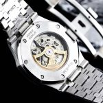 Audemars Piguet Royal Oak – Men's Rainbow Skeleton Watch with 18K Rose Gold Case, Gem-Set Bezel, and Integrated Bracelet - 图片 4
