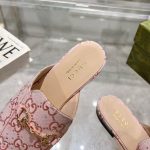 Gucci Olive Green GG Monogram Slides – Iconic Horsebit Buckle, Embossed Pattern, Original Box & Dust Bag - 图片 4