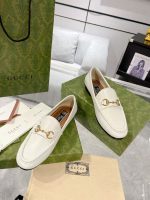 Gucci Heart-Embellished Woven Mules – Handcrafted Texture, Iconic Horsebit Buckle, Romantic Design, Original Box & Dust Bag