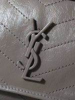 Saint Laurent-Style Tote Bag – Burgundy Quilted Leather with Metallic YSL Logo & Dual Handles – Designer-Inspired Work & Travel Bag for Women - 图片 7