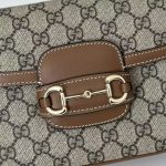 Gucci-Style Top Handle Mini Bag – Black Embossed GG Leather with Gold-Tone Hardware & Adjustable Strap - 图片 5