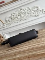 Celine-Style Mini Box Bag – Iconic Lock Clasp, Smooth Leather, Designer Crossbody with Top Handle in Multiple Colors - 图片 5