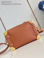 Louis Vuitton-Style Capucines Mini Bag – orange Grained Leather with Gold-Tone Hardware & Signature Lock Design (M25160) - 图片 9