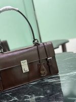 Prada-Style Leather & Nylon Tote Handbag – Minimalist Top Handle Bag with Triangular Logo – Designer-Inspired Shoulder Bag for Women - 图片 5