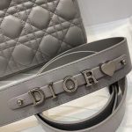 Dior Mini Lady Dior Bag – Quilted Leather, Iconic Ring Handle, Chain Strap, Designer Tote with Structured Silhouette - 图片 8
