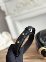 Celine-Style Hobo Bag – Iconic Gold Ring Handle, Soft Leather, Designer Shoulder Bag with Detachable Strap - 图片 10