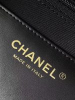 Chanel-Style Hobo Bag – Quilted Leather with Gold-Tone Chain & CC Logo - 图片 6