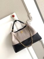 Chanel-Style Classic Hobo Bag Collection – Multi-Color Quilted Leather with Gold-Tone Chain & CC Logo - 图片 8