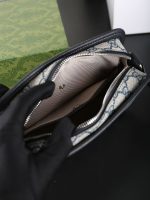 Gucci-Style Camera Bag – Black & White GG Monogram Canvas with Leather Trim & Oval Logo Patch - 图片 10