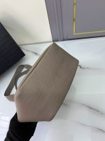 Prada-Style Taupe Leather Tote Bag – Pebbled Texture with Triangular Logo (Neutral Brown) - 图片 9