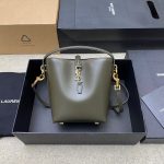 Saint Laurent-Style Tote Bag – Burgundy Quilted Leather with Metallic YSL Logo & Dual Handles – Designer-Inspired Work & Travel Bag for Women - 图片 5