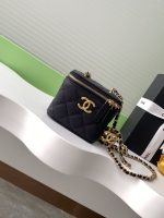 Chanel-Style Mini Box Bag – Quilted Caviar Leather with Gold-Tone Chain & CC Logo (6 Colors Available) - 图片 8