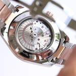 Omega Seamaster Aqua Terra GMT – Brown Sunburst Dial with Two-Tone Stainless Steel & Rose Gold Bracelet - 图片 6