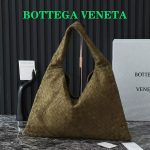 Bottega Veneta Large Intrecciato Hobo Bag – Iconic Weave, Sculptural Silhouette, Leather Tote, Designer Handbag - 图片 19