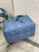 Dior Diorama Bag – Quilted Leather, Iconic Dior Logo Charm, Structured Silhouette, Designer Handbag with Top Handle - 图片 6