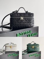Bottega Veneta Mini Intrecciato Box Bag – Black Leather, Iconic Weaving, Dual Zip Closure, Designer Handbag - 图片 7