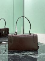 Prada-Style Leather & Nylon Tote Handbag – Minimalist Top Handle Bag with Triangular Logo – Designer-Inspired Shoulder Bag for Women - 图片 6