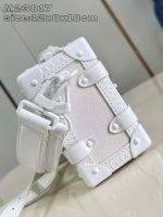 Louis Vuitton-Style Capucines Mini Bag – white Grained Leather with Gold-Tone Hardware & Signature Lock Design (M25160) - 图片 10