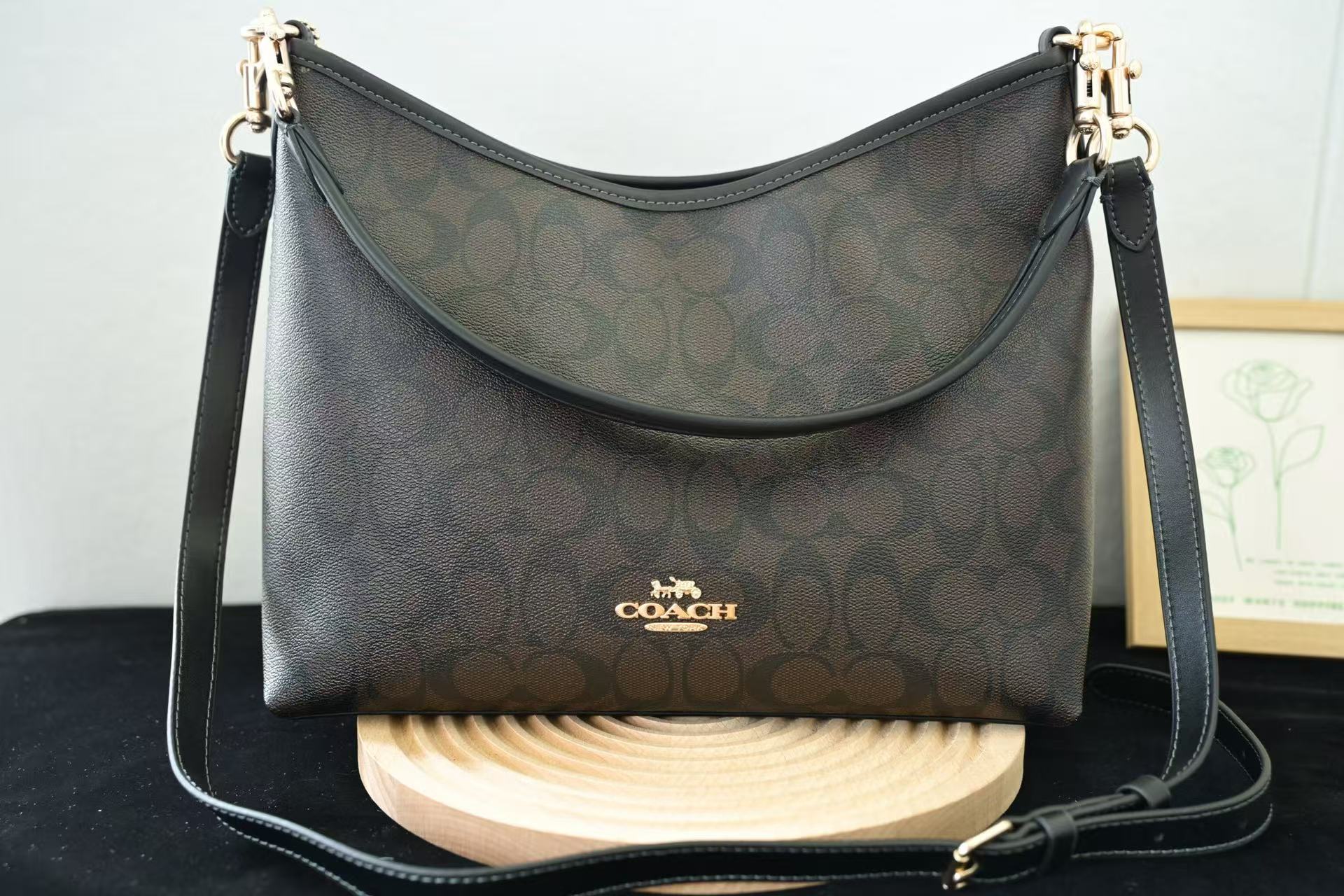 4473800149db09463ac53669e1aad428 COACH Signature Hobo Bag – Dark Gray Monogram Leather, Curved Silhouette, Gold-Tone Hardware, Designer Shoulder Bag - 图片 1