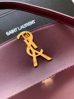 Saint Laurent-Style Tote Bag – Burgundy Quilted Leather with Metallic YSL Logo & Dual Handles – Designer-Inspired Work & Travel Bag for Women - 图片 9