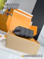 Louis Vuitton-Style Pochette Mini Bag – Monogram Canvas with Yellow Leather Trim & A-Grade Full-Metal Hardware - 图片 9