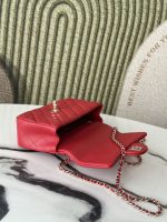 Chanel-Style Classic Flap Bag – Quilted Leather with Gold-Tone Chain & CC Log (4 Colors Available) - 图片 21