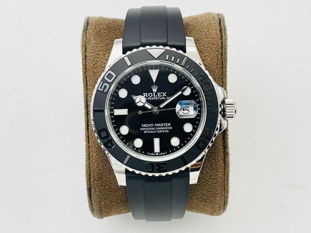 53d3d8049438fa664d0fdf6cad9ab267 Rolex Yacht-Master Replica Watch – Black Dial, Ceramic Bezel, Rubber Strap, 100m Water Resistance - 图片 1