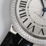 Cartier Ballon Bleu – Women's White Gold Watch with Diamond Bezel, Silver Dial, and Black Alligator Strap - 图片 5