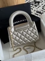 Chanel-Style Mini Flap Bag Collection – Quilted Leather with Gold-Tone Chain & Top Handle in Multiple Colors - 图片 8