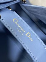 Dior Diorama Bag – Quilted Leather, Iconic Dior Logo Charm, Structured Silhouette, Designer Handbag with Top Handle - 图片 3