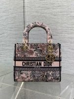 Dior Lady Dior Tote – Floral Print, Christian Dior Logo Stripe, Designer Handbag with Top Handle & Removable Strap - 图片 9