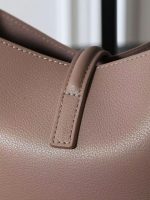 Saint Laurent-Style Tote Bag – Burgundy Quilted Leather with Metallic YSL Logo & Dual Handles – Designer-Inspired Work & Travel Bag for Women - 图片 9