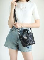 Dior Mini Lady Dior Bag – Quilted Leather, Iconic Logo Charm, Structured Silhouette, Designer Tote with Top Handle - 图片 5