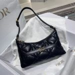 Dior Quilted Shoulder Bag – Iconic Diamond Stitching, Soft Calfskin Leather, Designer Hobo with Adjustable Strap - 图片 9