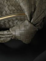 Bottega Veneta Olive Green Intrecciato Knot Bag – Iconic Weave, Artistic Handle, Leather Hobo, Designer Handbag - 图片 9