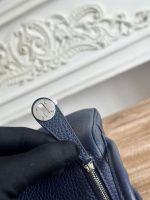 Hermès Lindy 24 Bag – 32 Color Options, Togo Leather, Iconic Saddle Shape, Designer Handbag - 图片 19