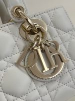 Dior Lady Dior Mini Bag – White Quilted Leather, Gold-Tone Hardware, Iconic CD Rings, Designer Tote - 图片 5