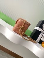 Chanel-Style Mini Box Bag – Quilted Caviar Leather with Gold-Tone Chain & CC Logo (6 Colors Available) - 图片 13