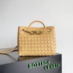 Bottega Veneta Mini Pouch Bag – Iconic Intrecciato Weave, Neutral Color Palette, Leather Tote, Designer Handbag - 图片 6