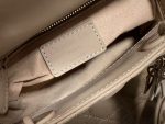Dior Mini Lady Dior Bag – Quilted Leather, Iconic Ring Handle, Chain Strap, Designer Tote with Structured Silhouette - 图片 6