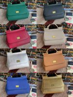Dolce & Gabbana-Style Mini Flap Bag – Saffiano Leather with Gold-Tone Logo Plate (8 Colors Available) - 图片 12
