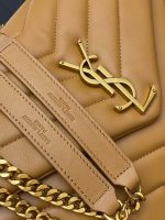 Saint Laurent-Style Tote Bag – Burgundy Quilted Leather with Metallic YSL Logo & Dual Handles – Designer-Inspired Work & Travel Bag for Women - 图片 5