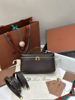 Loro Piana-Style Mini Box Bag – Premium Pebbled Leather, Iconic Lock Clasp, Designer Handbag with Detachable Strap in Multiple Colors - 图片 11