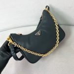 Prada-Style Leather & Nylon Tote Handbag – Minimalist Top Handle Bag with Triangular Logo – Designer-Inspired Shoulder Bag for Women - 图片 7