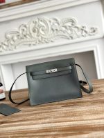 Hermès Mini Kelly Pochette – Multi-Color Options, Togo Leather, Shoulder Strap, Iconic Clasp, Elegant Everyday Bag - 图片 16
